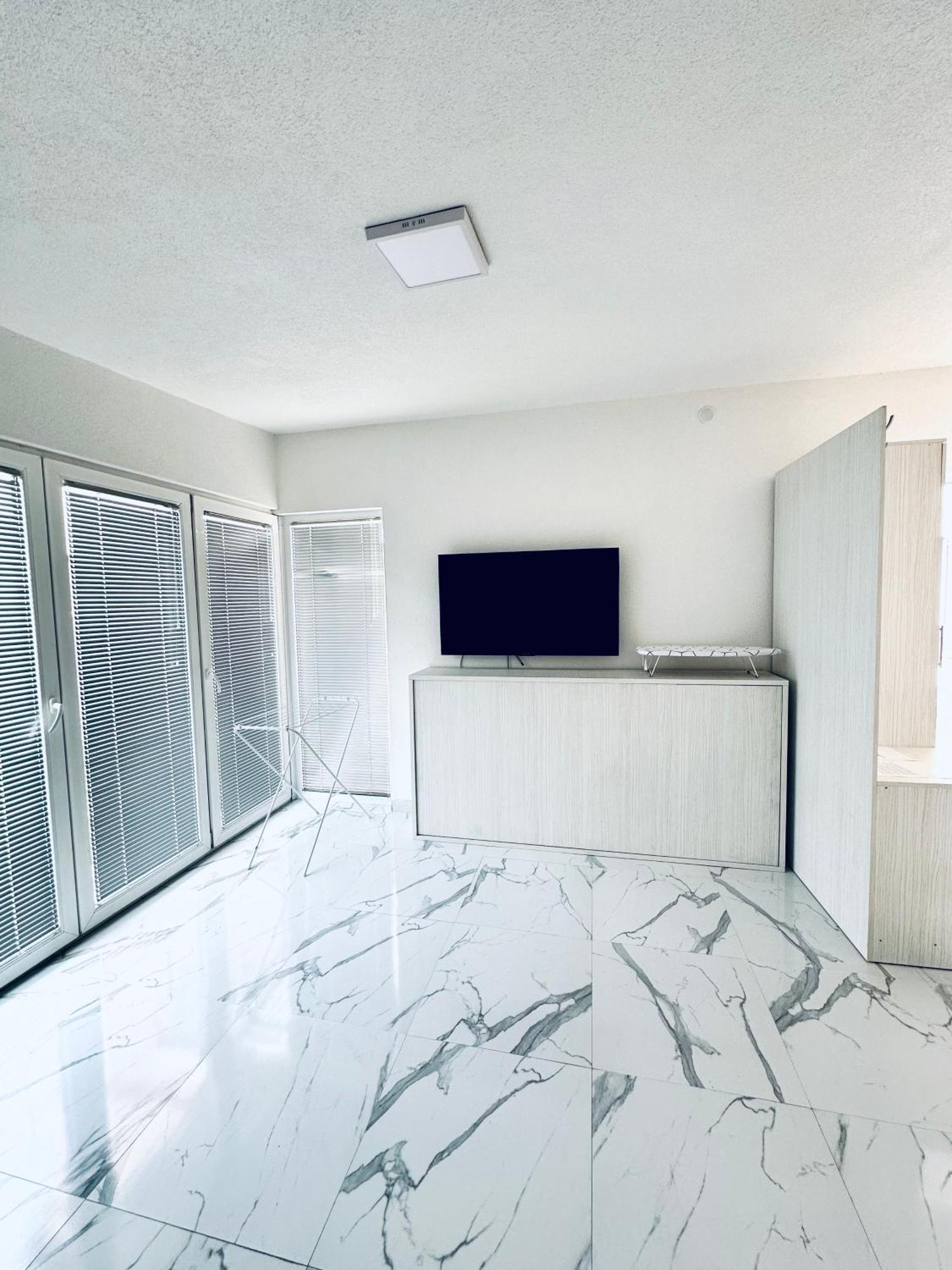 Luka Apartment In The Center Of オフリド エクステリア 写真