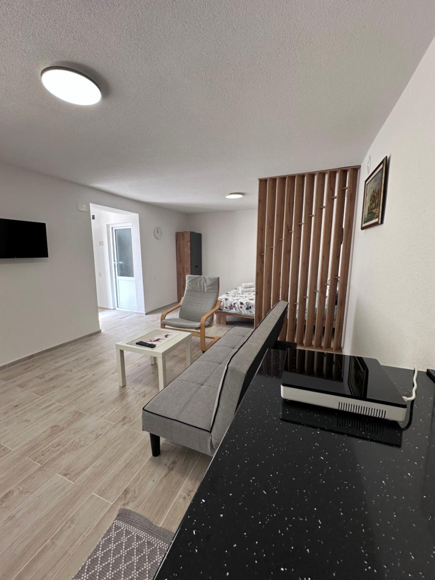 Luka Apartment In The Center Of オフリド エクステリア 写真